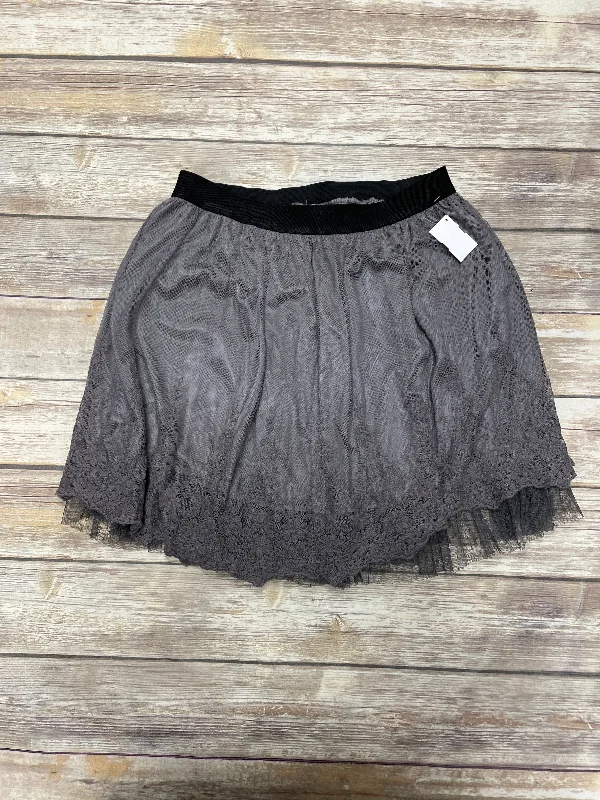 Skirt Midi By Ezra In Grey, Size: L